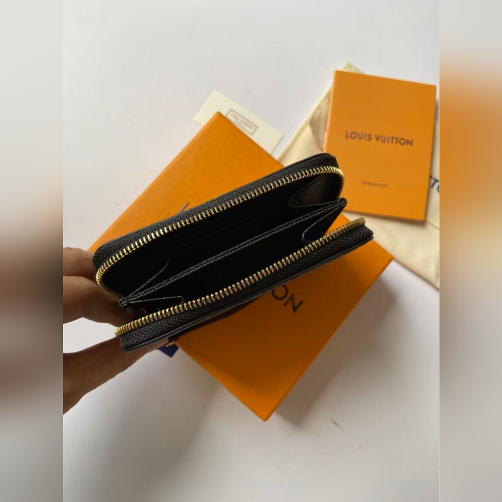 Louis Vuitton Black Zippy Coin Purse - Picture 7 of 8